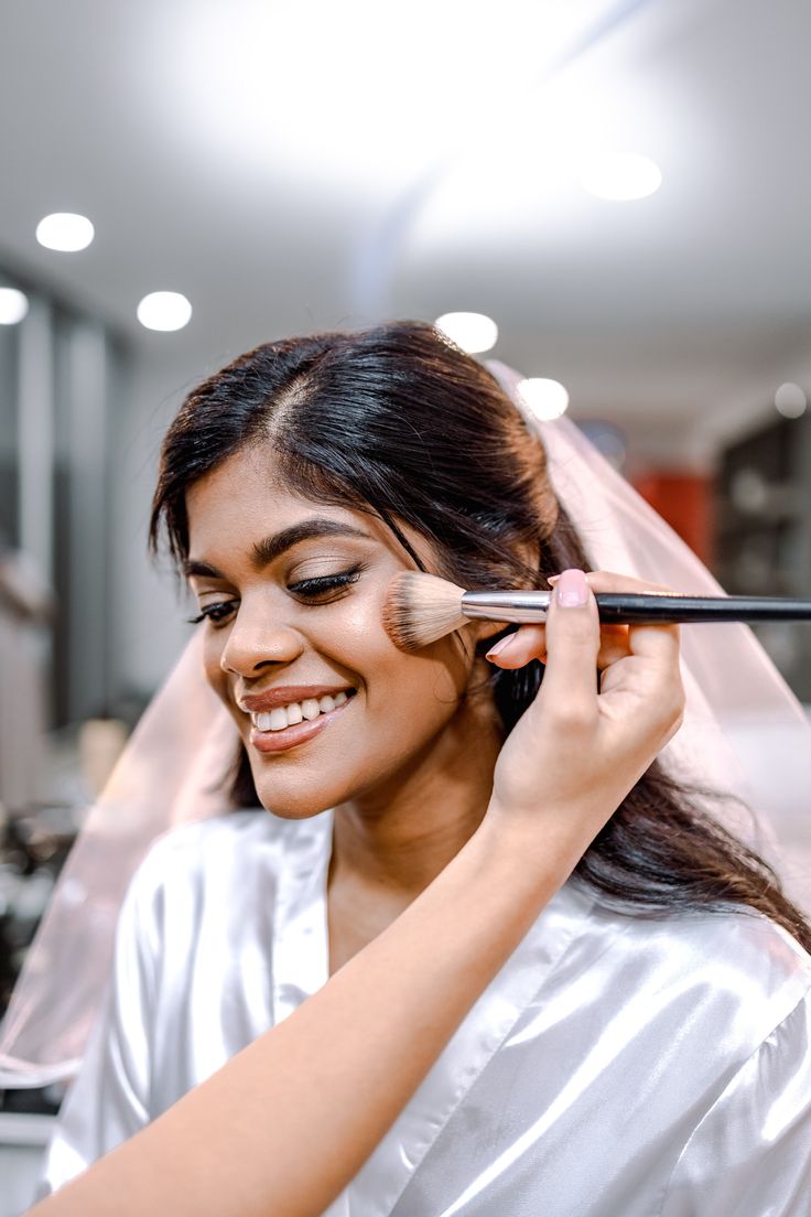 Hair & Makeup Artist Jobs